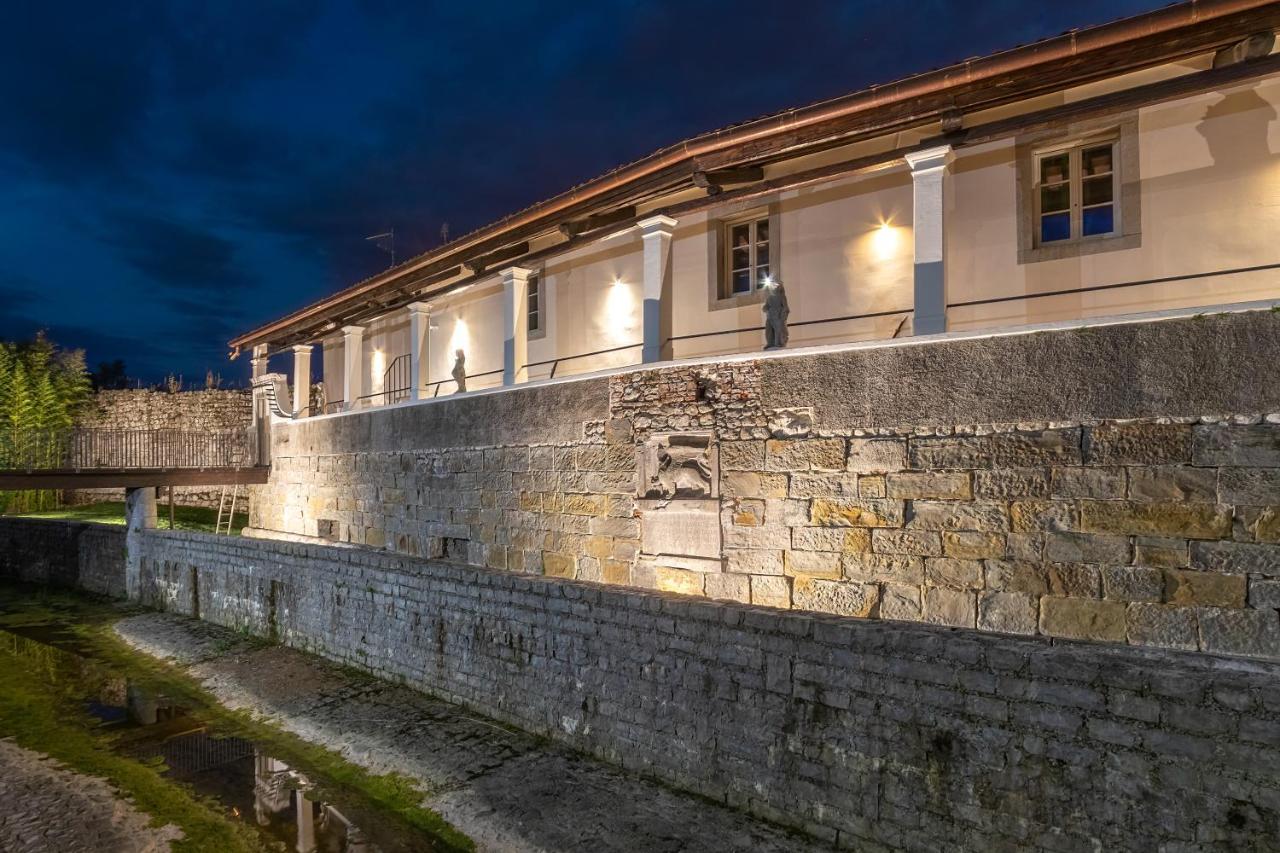 Casa Vacanze Alle Mura Чивидале-дель-Фриули Экстерьер фото