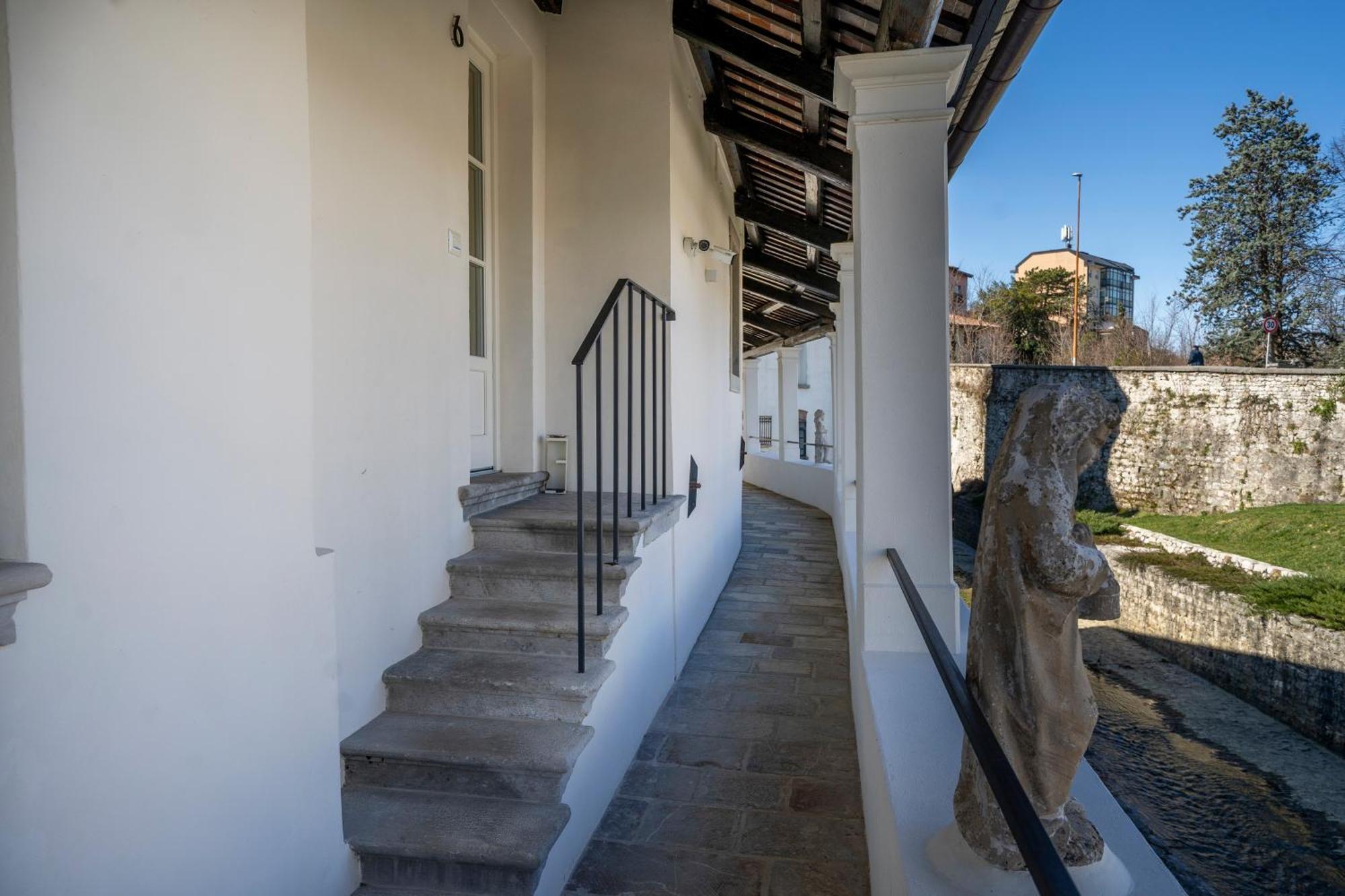 Casa Vacanze Alle Mura Чивидале-дель-Фриули Экстерьер фото